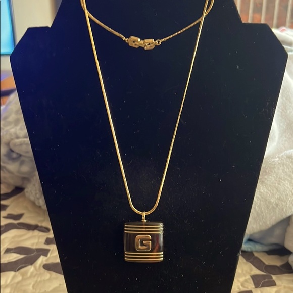 Vintage Givenchy Gold Square Pendant Necklace with Logo - Statement Piece - Picture 1 of 4